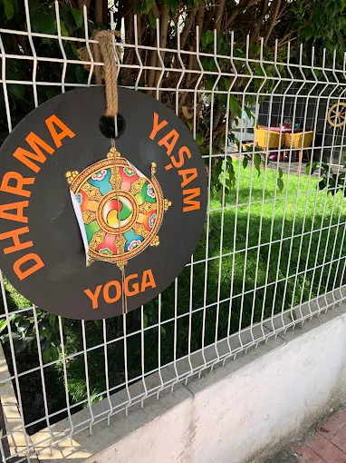 Dharma Yaşam Yoga Stüdyosu