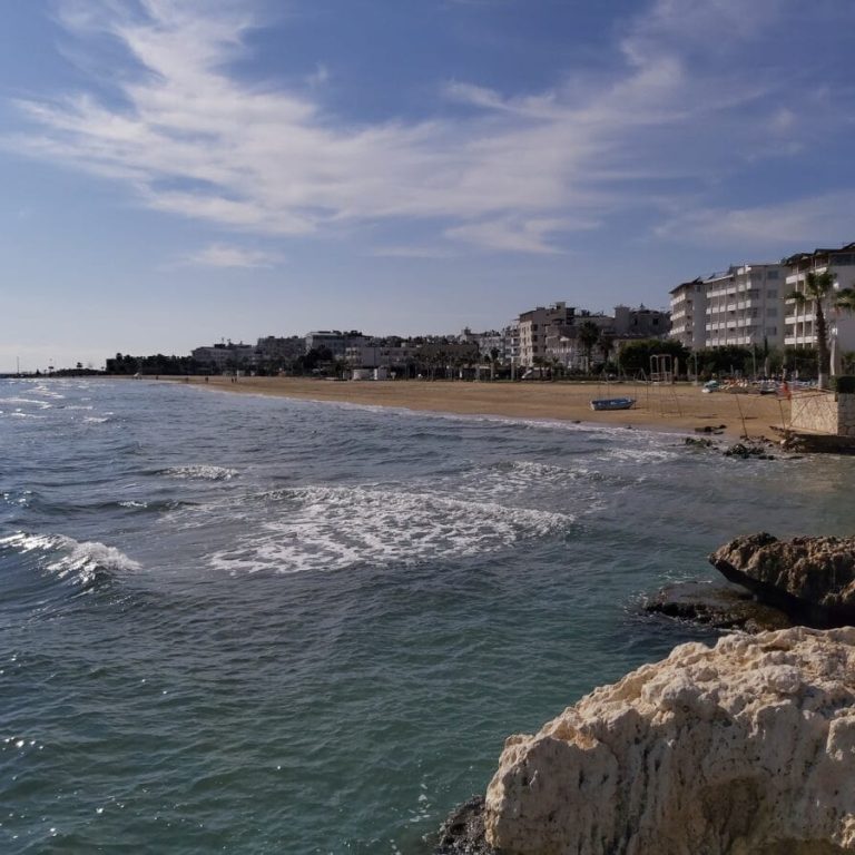 Kizkalesi Beach